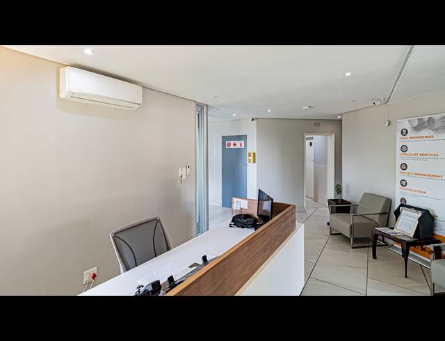 305M² OFFICE TO LET IN FERNDALE